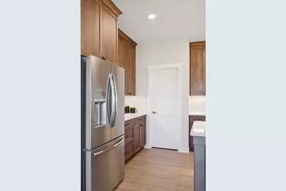 1435 Kasilof Court, River Falls, WI 54022 - Photo 15