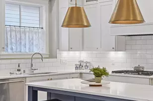 4900 Hawthorne Ct, Edina, MN 55436 - Photo 9