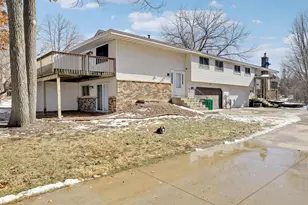 2305 E 122nd St, Burnsville, MN 55337 - Photo 37