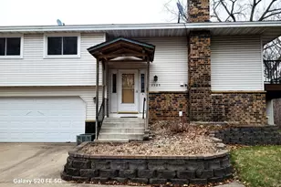 2305 E 122nd St, Burnsville, MN 55337 - Photo 3