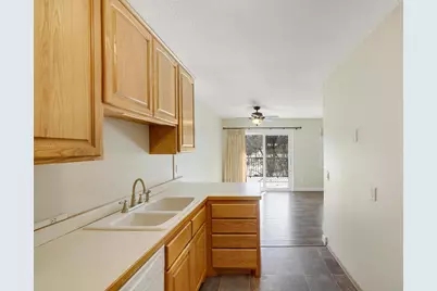 2305 E 122nd Street, Burnsville, MN 55337 - Photo 11