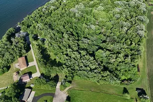 26775 Mickelson Dr, Starbuck, MN 56381 - Photo 7