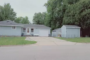 1218 7th Ave NE, Owatonna, MN 55060 - Photo 1