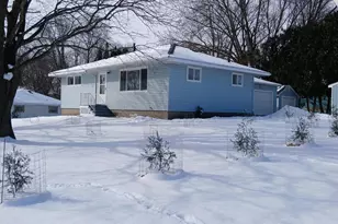 1218 7th Ave NE, Owatonna, MN 55060 - Photo 3