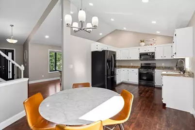 7269 Bancroft Way, Inver Grove Heights, MN 55077 - Photo 5