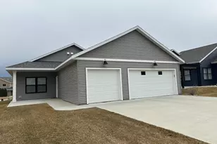 5683 Harvest Moon Blvd NW, Rochester, MN 55901 - Photo 3