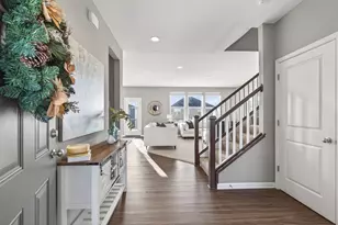 20627 Granville Ln, Lakeville, MN 55044 - Photo 5