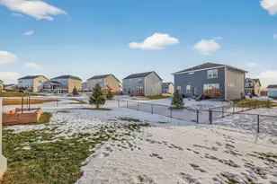 20627 Granville Ln, Lakeville, MN 55044 - Photo 49