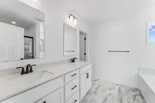 553 Waterford Pl, Waconia, MN 55387 - Photo 11