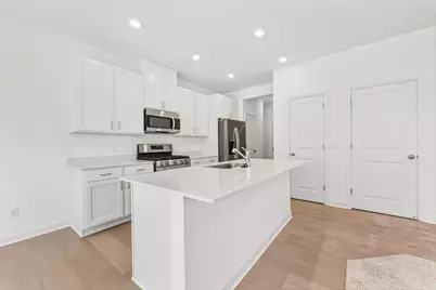 180 Huntington Drive, Waconia, MN 55387 - Photo 7