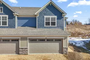 186 HUNTINGTON DR, Waconia, MN 55387 - Photo 1