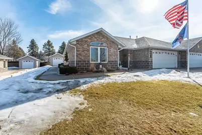1952 Oakwood View, Fergus Falls, MN 56537 - Photo 5