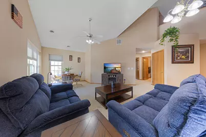 104 Morningside Drive NE, Hutchinson, MN 55350 - Photo 7