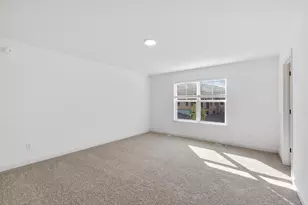 192 HUNTINGTON DR, Waconia, MN 55387 - Photo 9