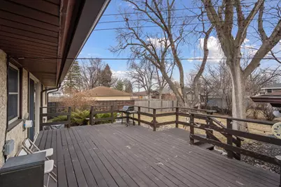 5526 Unity Avenue N, Crystal, MN 55429 - Photo 29