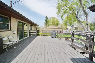 5526 Unity Avenue N, Crystal, MN 55429 - Photo 7