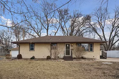 5526 Unity Avenue N, Crystal, MN 55429 - Photo 9