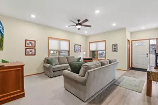 810 2nd St NW, New Prague, MN 56071 - Photo 3