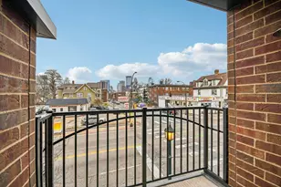 15 E Franklin Ave, Minneapolis, MN 55404 - Photo 9