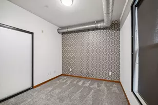 15 E Franklin Ave, Minneapolis, MN 55404 - Photo 13