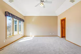 18045 39th Pl N, Plymouth, MN 55446 - Photo 21