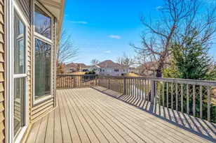 18045 39th Pl N, Plymouth, MN 55446 - Photo 43