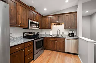 11781 88th Ave N, Maple Grove, MN 55369 - Photo 9