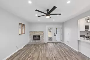 8912 Tretbaugh Dr, Bloomington, MN 55431 - Photo 7