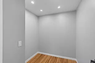 8912 Tretbaugh Dr, Bloomington, MN 55431 - Photo 25