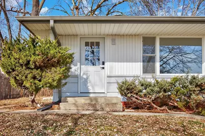 8912 Tretbaugh Drive, Bloomington, MN 55431 - Photo 3