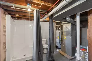 8912 Tretbaugh Dr, Bloomington, MN 55431 - Photo 41