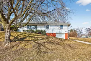 8912 Tretbaugh Dr, Bloomington, MN 55431 - Photo 1