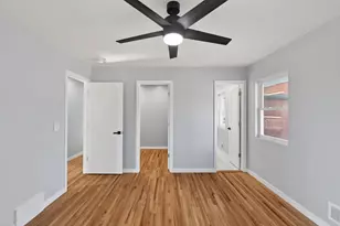 8912 Tretbaugh Dr, Bloomington, MN 55431 - Photo 23