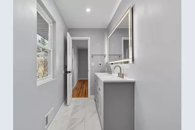 8912 Tretbaugh Drive, Bloomington, MN 55431 - Photo 27