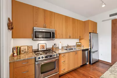 901 S 2nd Street #406, Minneapolis, MN 55415 - Photo 9