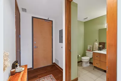 901 S 2nd Street #406, Minneapolis, MN 55415 - Photo 11