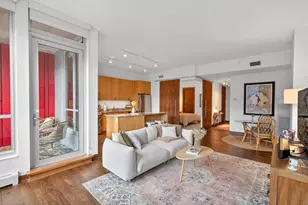 901 S 2nd St, Minneapolis, MN 55415 - Photo 1