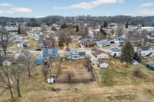 431 E 13th St, Saint Charles, MN 55972 - Photo 49