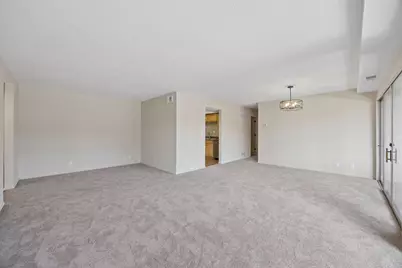 6320 Barrie Road #2B, Edina, MN 55435 - Photo 3