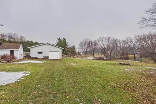 573 Rolling Meadows Ln SE, New Prague, MN 56071 - Photo 41