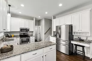 17183 Trenton Ln, Eden Prairie, MN 55347 - Photo 5