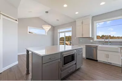 5366 Pine Island Road, Woodbury, MN 55129 - Photo 11