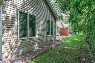 2614 Parkview Ct, White Bear Lake, MN 55110 - Photo 5