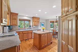 2614 Parkview Ct, White Bear Lake, MN 55110 - Photo 15