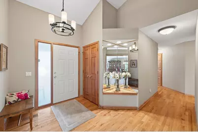 2614 Parkview Court, White Bear Lake, MN 55110 - Photo 9