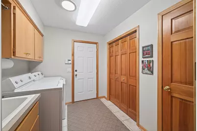 2614 Parkview Court, White Bear Lake, MN 55110 - Photo 33