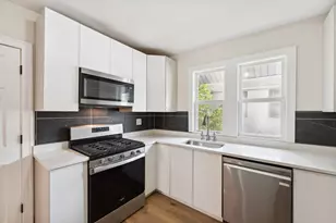 987 Dayton Ave, Saint Paul, MN 55104 - Photo 21