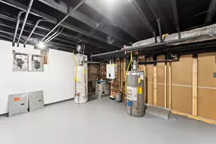 987 Dayton Ave, Saint Paul, MN 55104 - Photo 17