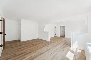 987 Dayton Ave, Saint Paul, MN 55104 - Photo 5