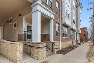 310 E 18th St, Minneapolis, MN 55404 - Photo 7